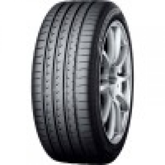 YOKOHAMA ADVAN A052 205/45 R17 88W