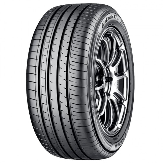215/60 R17 BluEarth-XT AE61